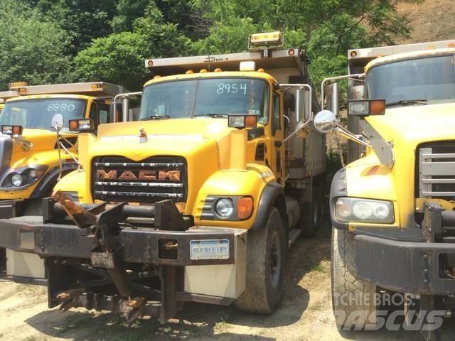 Mack CV700 Chasse neige