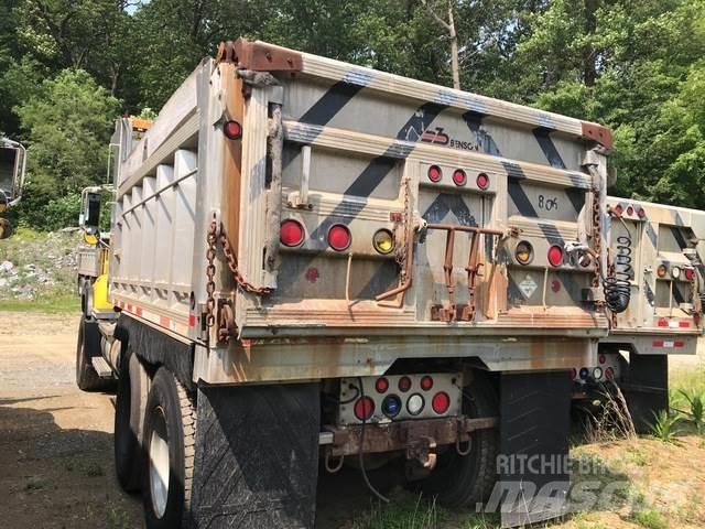 Mack CV700 Chasse neige