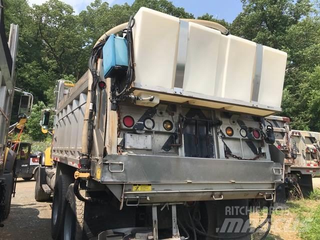 Mack CV700 Chasse neige