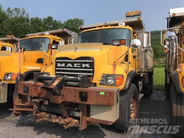 Mack CV700 Chasse neige