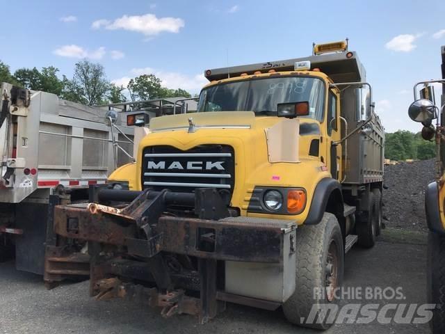 Mack CV700 Chasse neige