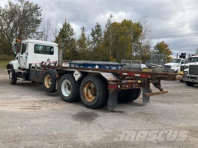 Mack CV713 Camion multibenne