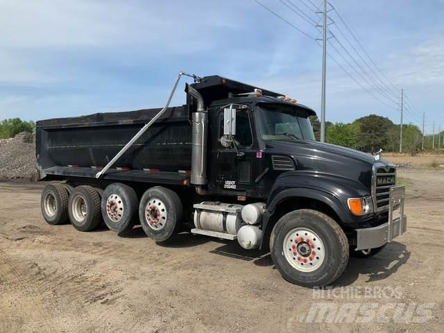 Mack CV713 Camion benne