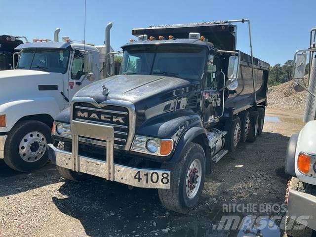 Mack CV713 Camion benne