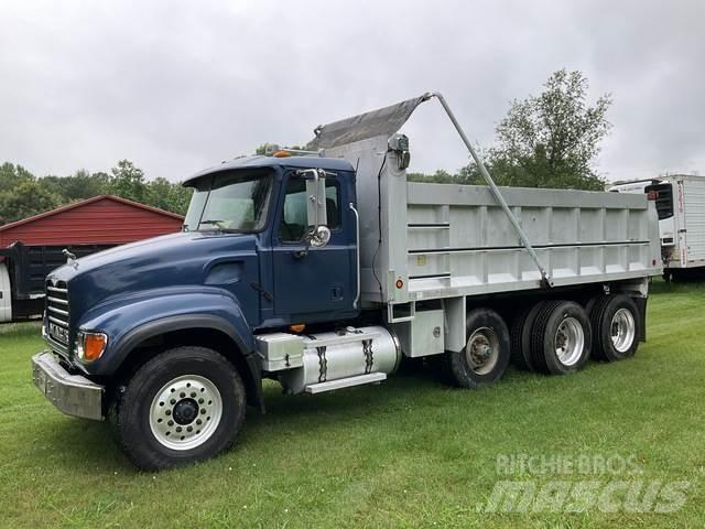 Mack CV713 Camion benne