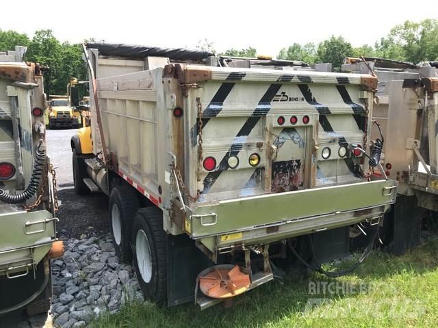Mack CV713 Chasse neige