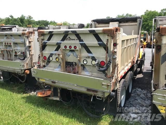 Mack CV713 Chasse neige
