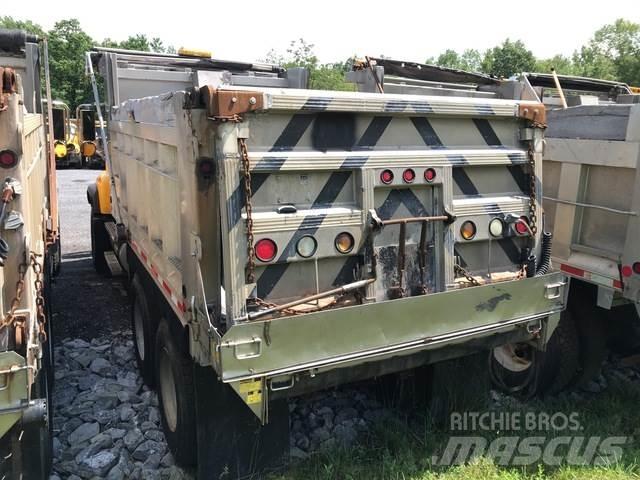 Mack CV713 Chasse neige