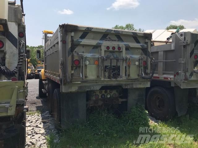 Mack CV713 Chasse neige