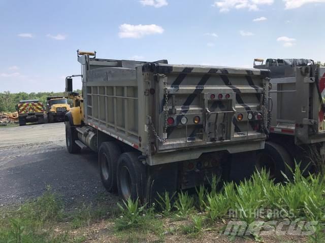 Mack CV713 Chasse neige