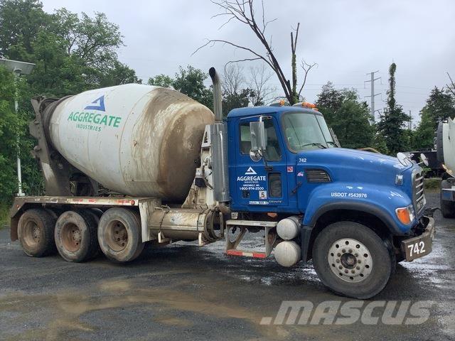 Mack CV713 Autre camion