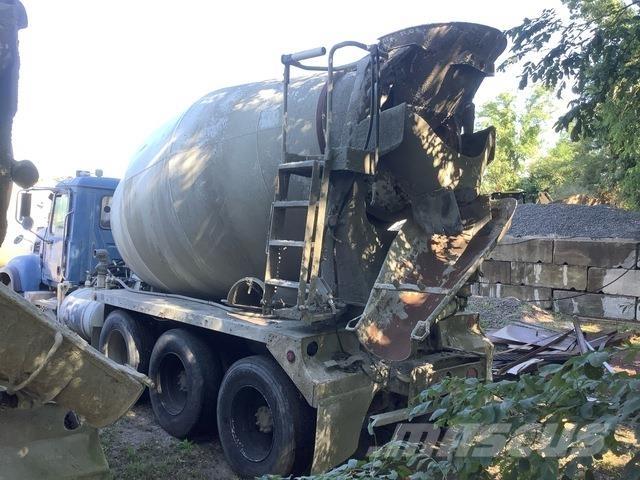 Mack CV713 Camion benne