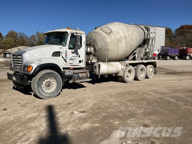 Mack CV713 Autre camion