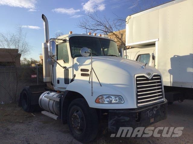 Mack CXN612 Tracteur routier