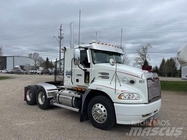 Mack CXN613 Tracteur routier