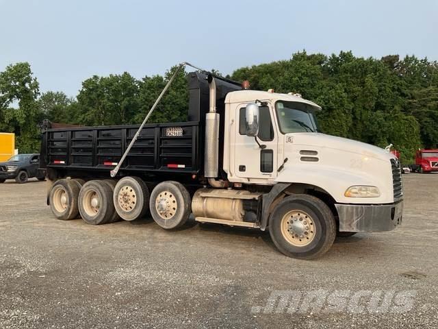 Mack CXN613 Camion benne