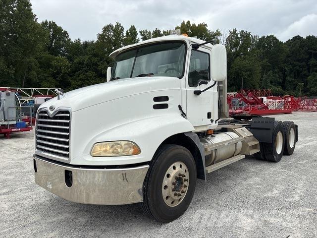 Mack CXN613 Tracteur routier