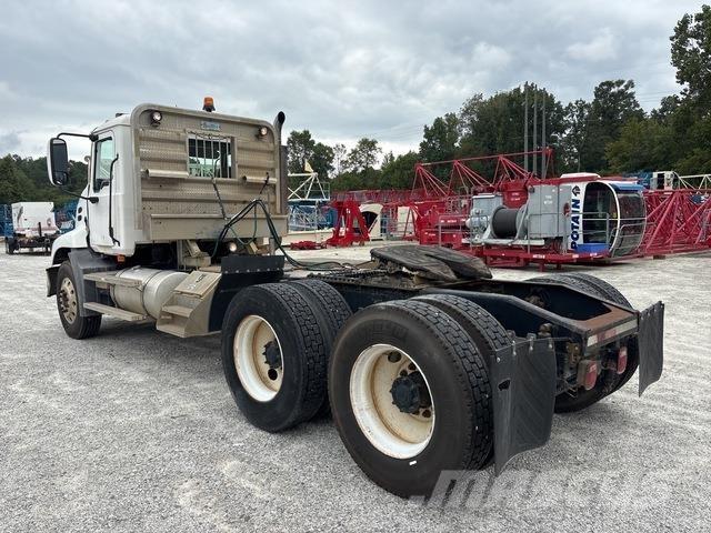 Mack CXN613 Tracteur routier