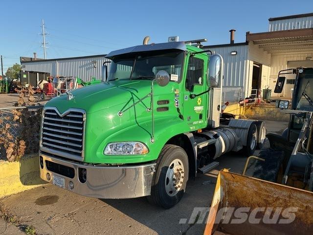 Mack CXU613 Tracteur routier