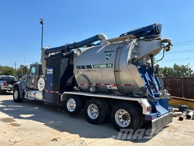 Mack Granite Pelle sur chenilles