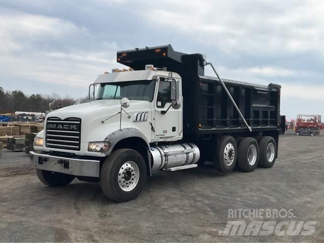 Mack GU713 Camion benne