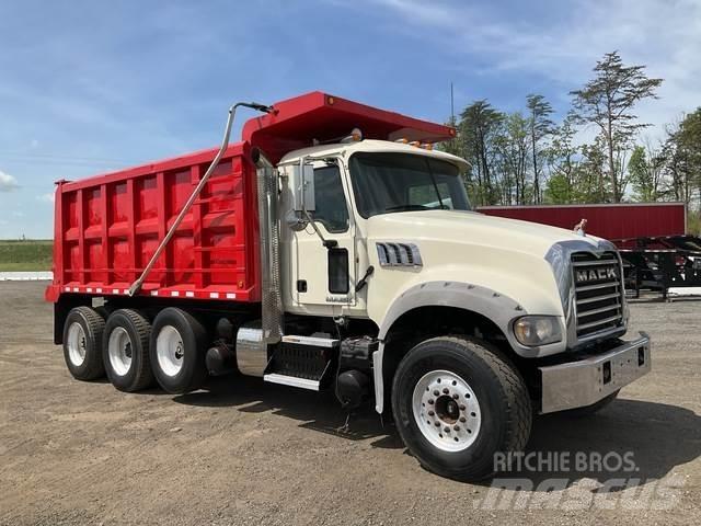 Mack GU713 Camion benne