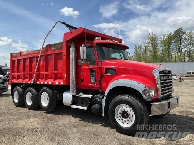 Mack GU713 Camion benne