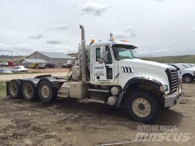 Mack GU713 Tracteur routier