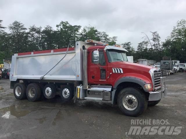 Mack GU713 Camion benne
