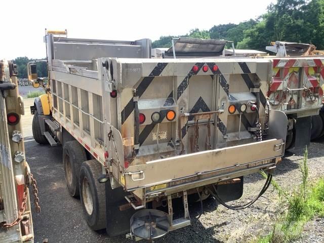 Mack GU713 Chasse neige