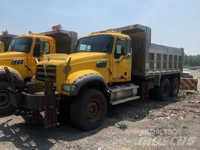 Mack GU713 Chasse neige