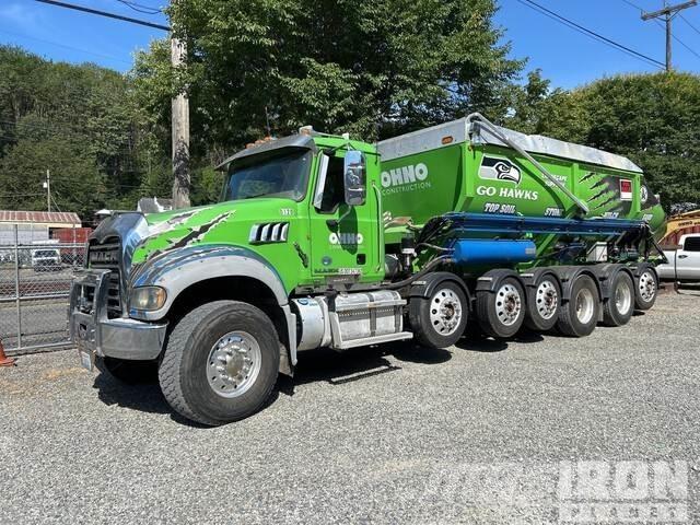 Mack GU713 Hélicoptère pour béton