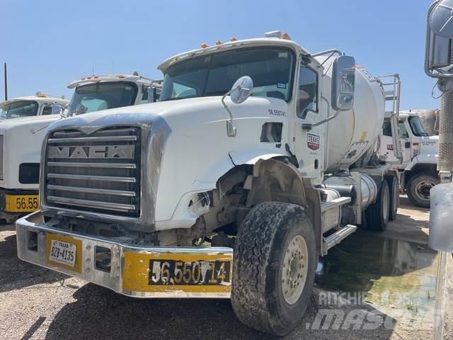 Mack GU813 Autre camion