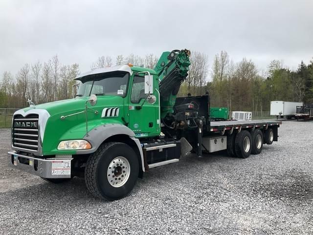 Mack GU813 Autre camion