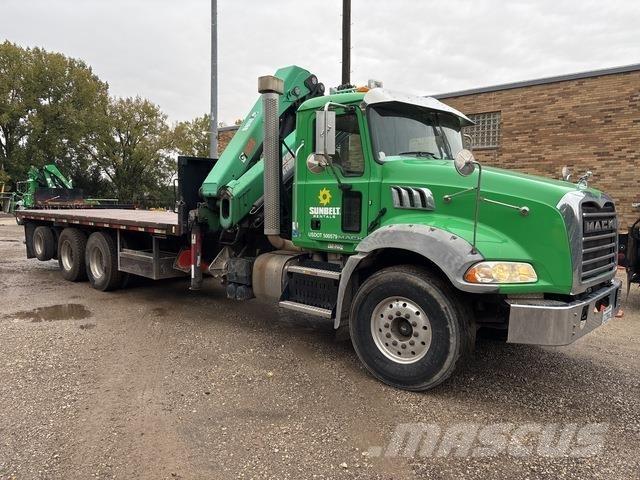 Mack GU813 Autre camion