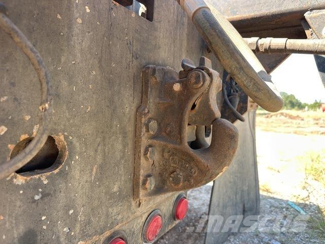 Mack GU813 Camion multibenne