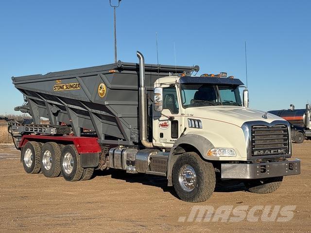 Mack GU814 Hélicoptère pour béton