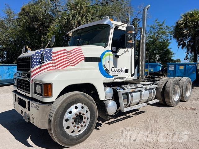 Mack Pinnacle Tracteur routier