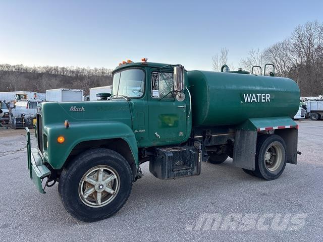 Mack R400 Camion citerne à eau