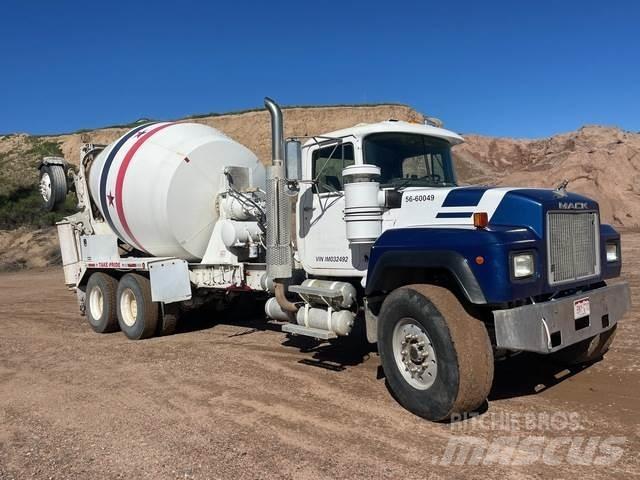 Mack RD Autre camion
