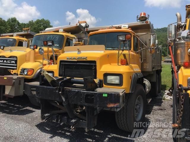 Mack RD600 Chasse neige