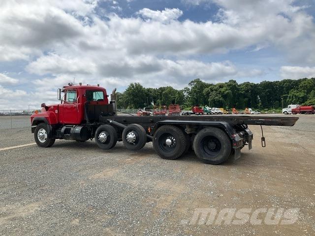 Mack RD688S Camion multibenne