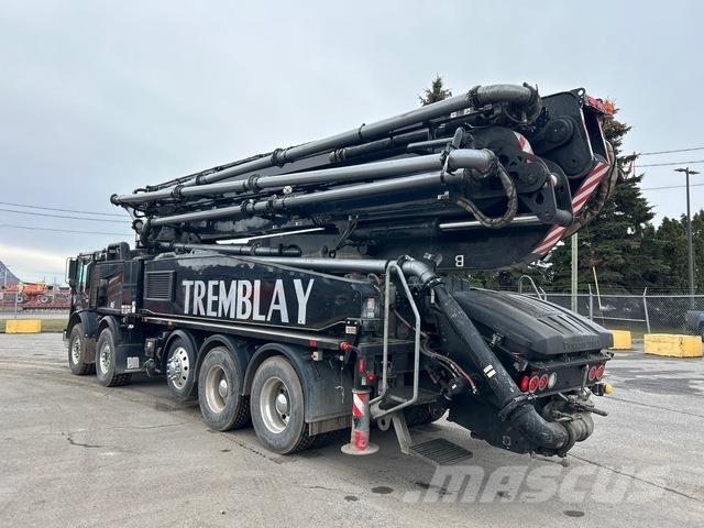 Mack TE84 Pompe à béton