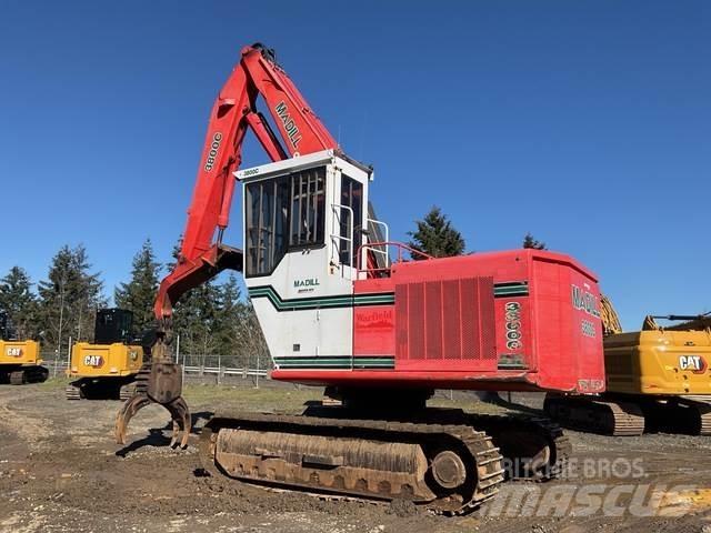 Madill 3800C Chargeuse forestière