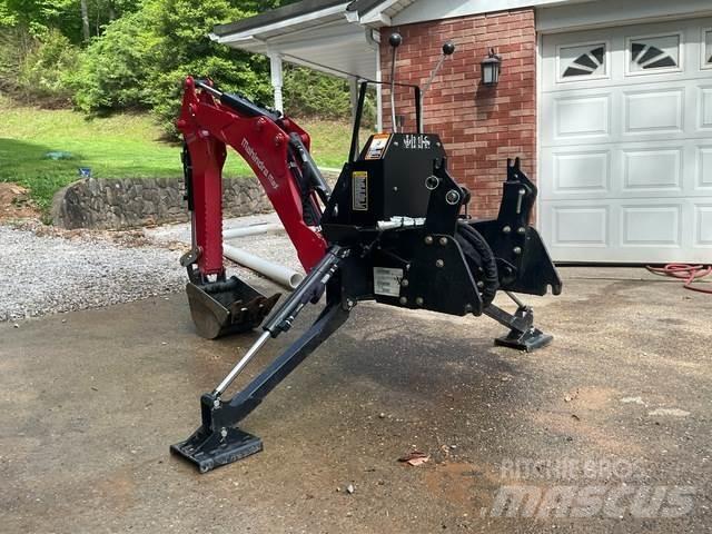 Mahindra 26B Construction - Autres