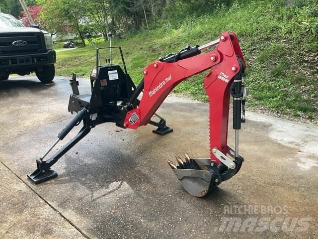Mahindra 26B Construction - Autres