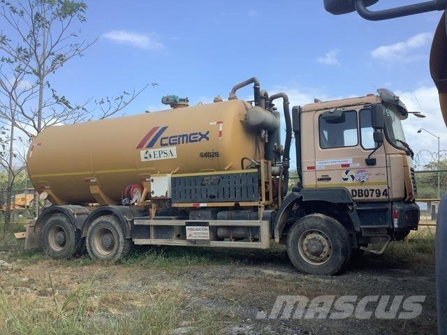 MAN 33.364 Camion citerne à eau