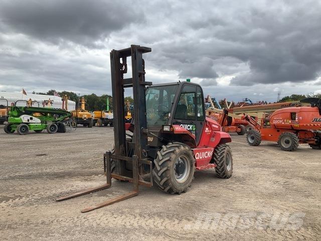 Manitou M26-4 Chariot tout terrain
