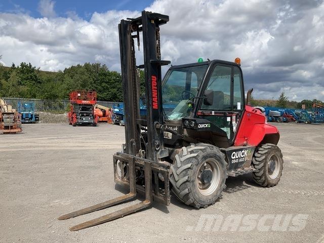 Manitou M30-4 Chariot tout terrain
