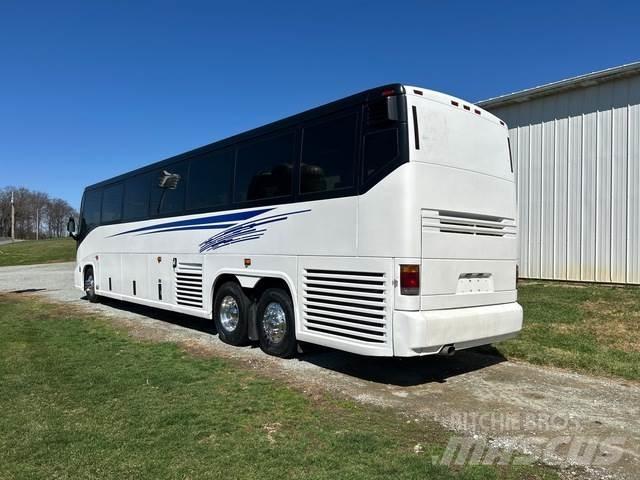MCI 102-EL3 Mini-bus